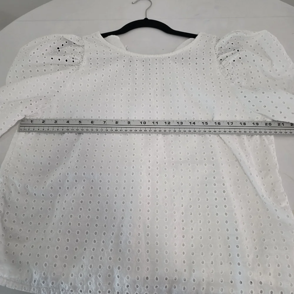 A New Day Target Emroidered White Top Size Large - Picture 11 of 12